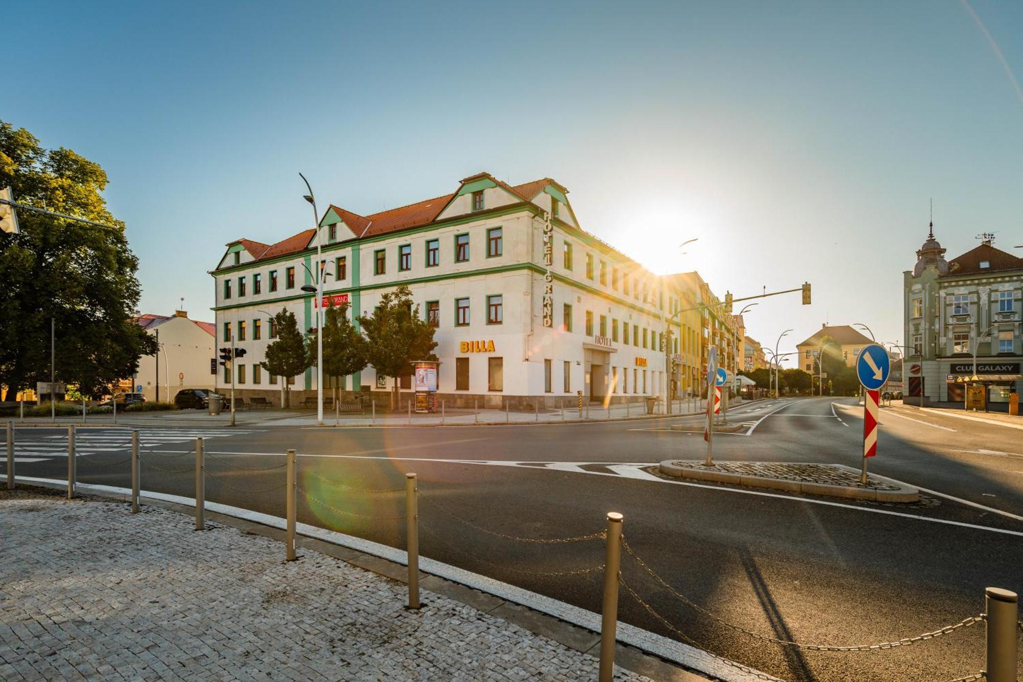 Grand Tábor Hotel Exterior foto
